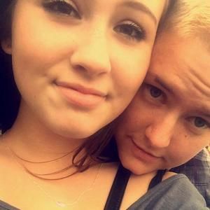 Meet your Posher, Ollie