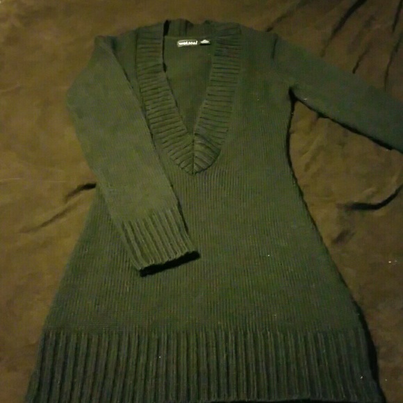 Wet seal. Black tunic/sweater
