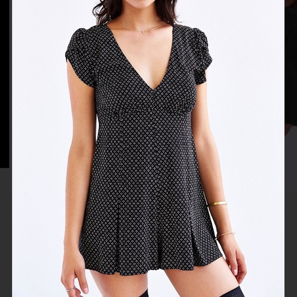 Kimchi Blue Black 30s romper