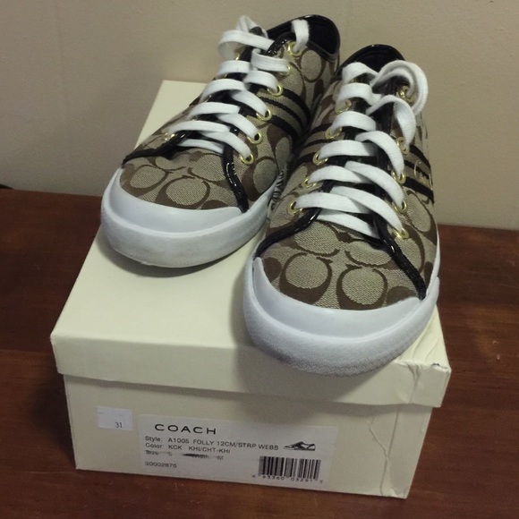 Coach women shoe size 6 - Picture 2 of 2