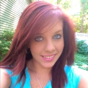 Meet your Posher, Ashlee