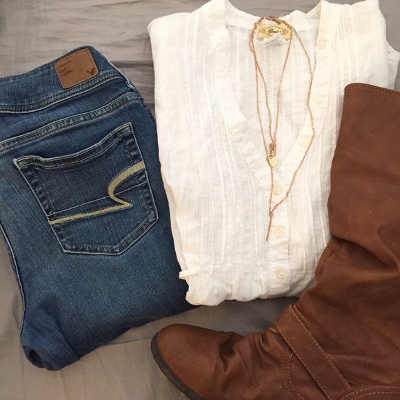 White button top.