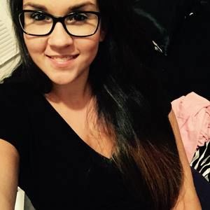 Meet your Posher, Danielle