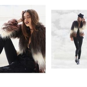 lf faux fur jacket!! qed london size 8