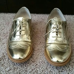 Gold Mirrored oxfords!