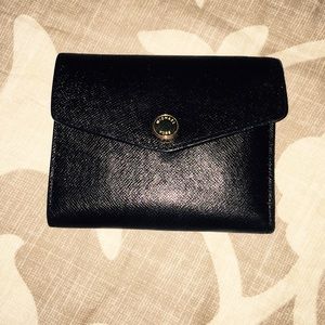 Authentic Michael kors wallet! 💫