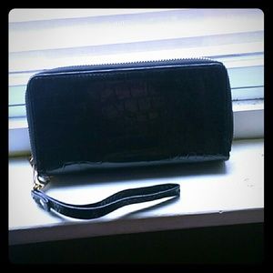 Black wallet??