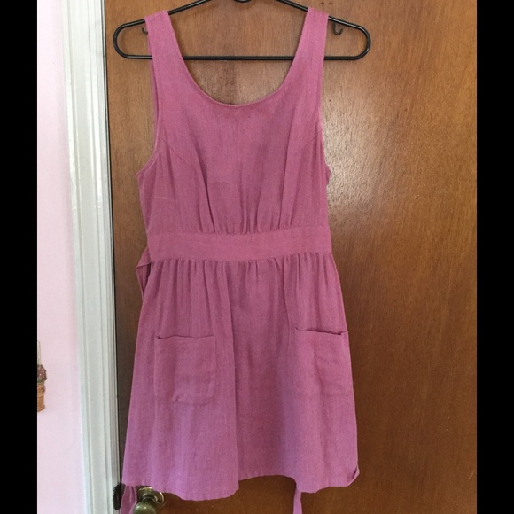 pink dress
