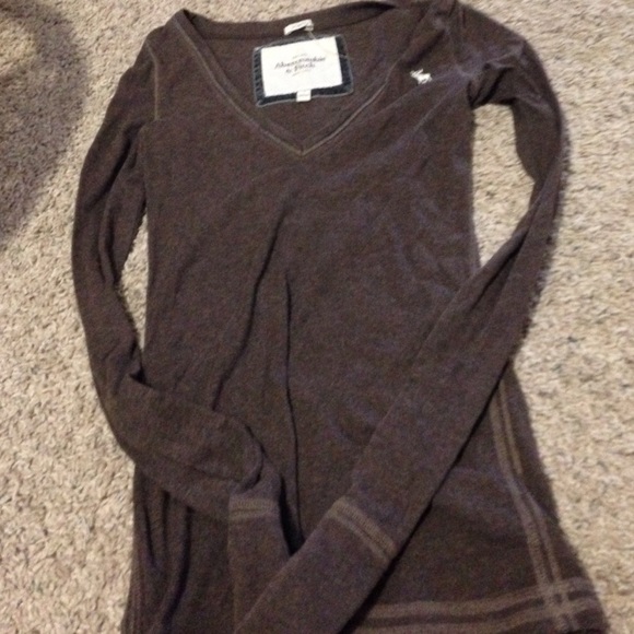 Long sleeve v neck