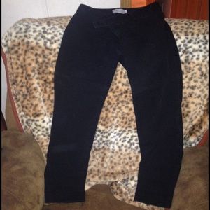 Black slim crop pant