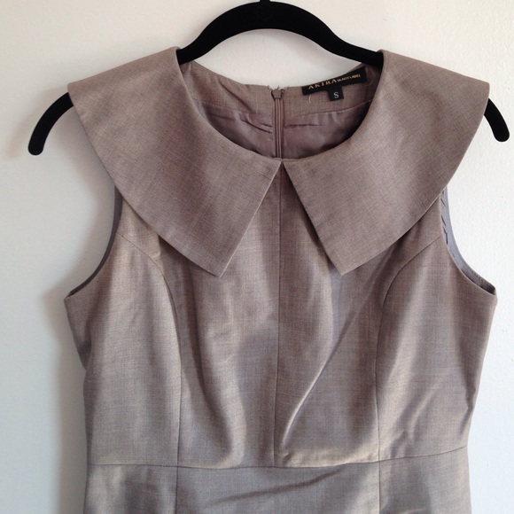 Wide Collar Sleeveless Dress