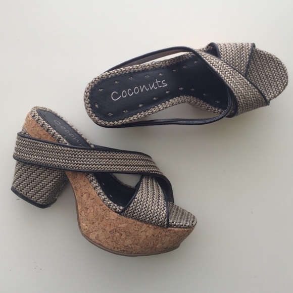 Cork bottomed sandals - Picture 2 of 4