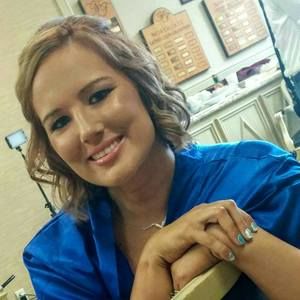 Meet your Posher, Carrie