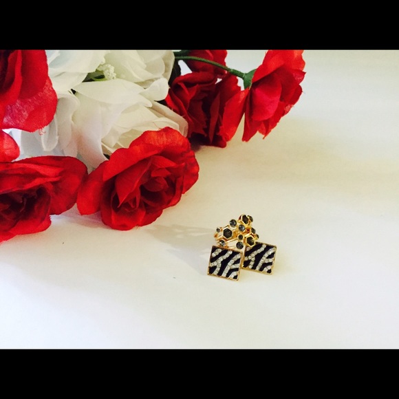 🎀2 For $8 🎀 - Picture 2 of 4