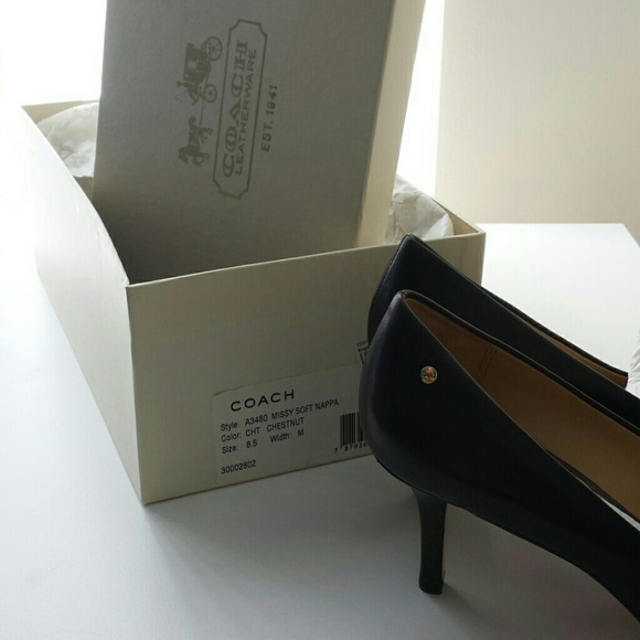 NIB coach heels - Picture 2 of 4