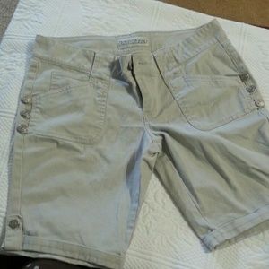 Ladies shorts
