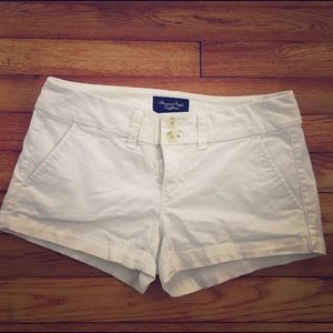 White America Eagle shorts
