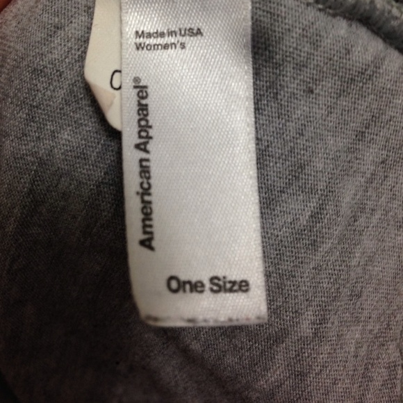 Comfy grey pocket shirt 🐨 - Picture 3 of 3