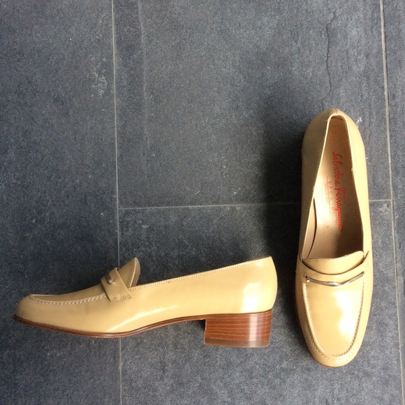 ❌SOLD❌NEW Ferragamo shoes