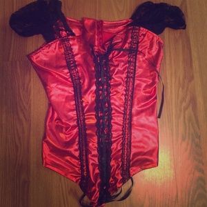 Small red/black corset or nighty