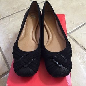 🆕Nurture black flats🆕