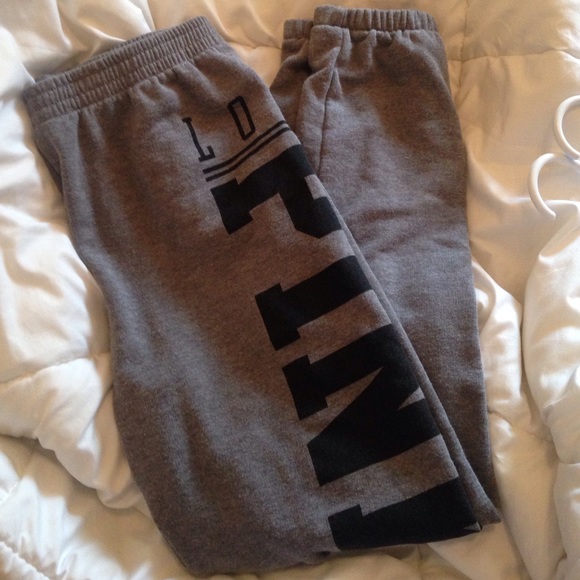 VS sweatpants
