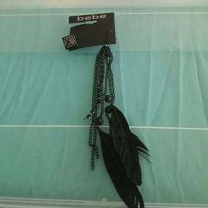 Be Be Chain and feather rhinestone earrings