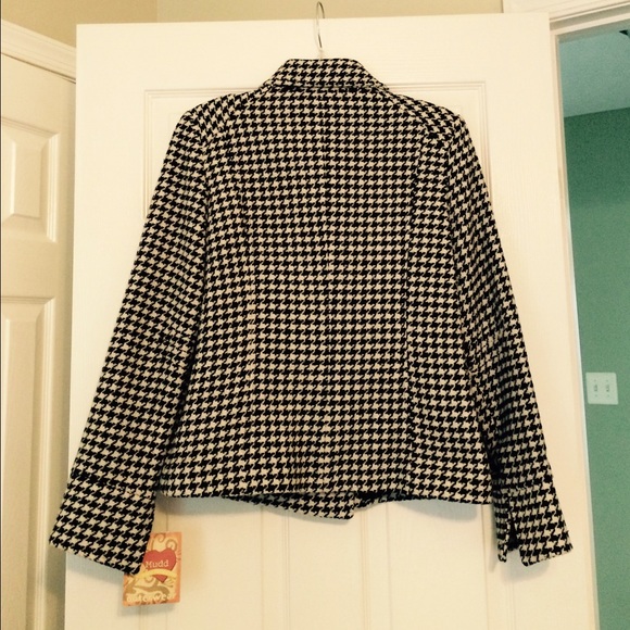 Jacket - Picture 2 of 3