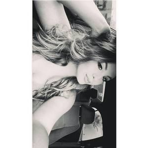 Meet your Posher, Evelyn