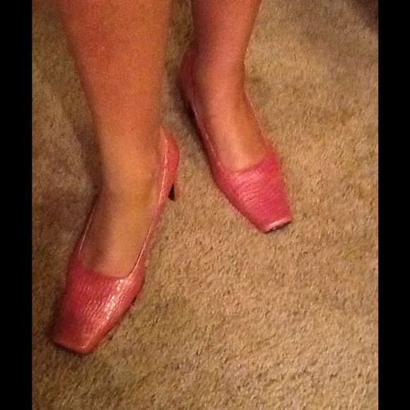 Bellini pink snake skin look w/shimmer 7 leather - Picture 4 of 4