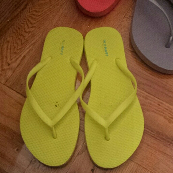 Flip flops - Picture 2 of 4