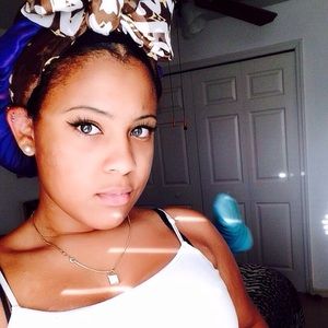 Meet your Posher, Kerina