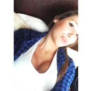 Meet your Posher, Demi