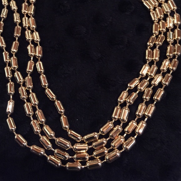 Vintage Avon NIB Golden Multichain Necklace - Picture 4 of 4