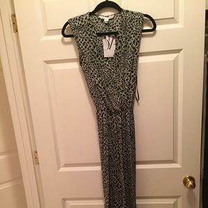 DvF Rawena Jumpsuit in dotted snake small black