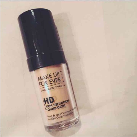Makeup forever foundation