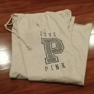 Pink boyfriend sweats