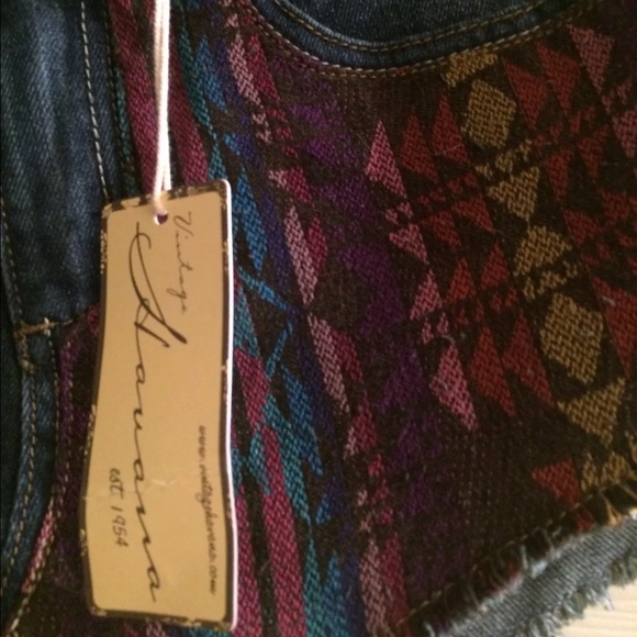 Vintage Savannah Shorts - Picture 3 of 4