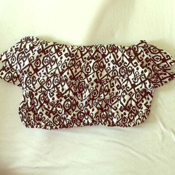 Forever 21 strapless crop top