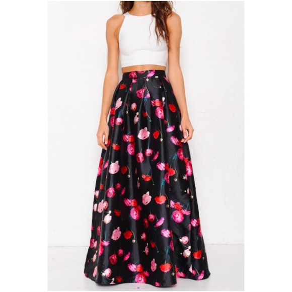 Final price! Last one - Xmas skirt !  ANASTASIA - Picture 2 of 3