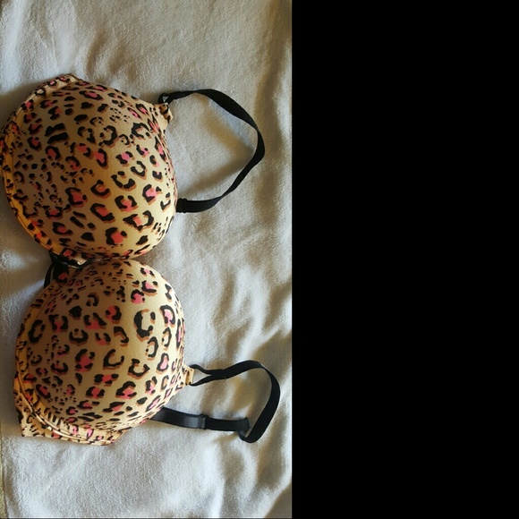 Victoria's secret bra