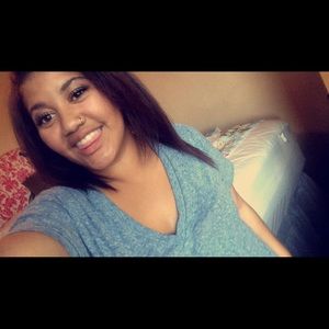 Meet your Posher, Cayla