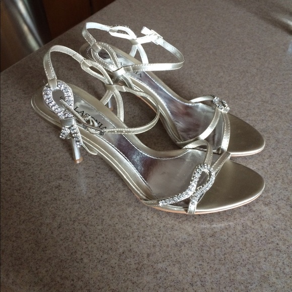 Formal shoes. Champaign colored. - Picture 1 of 4