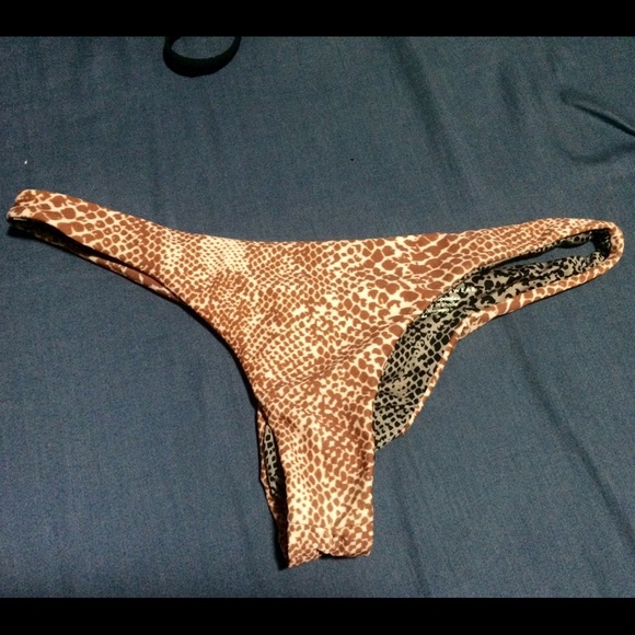 🚫🚫sold🚫🚫Acacia axel bottoms in mud snake