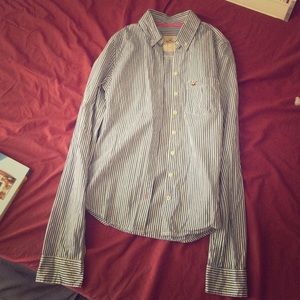 Hollister XS button up