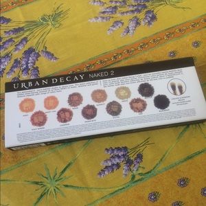 Urban Decay Makeup - Naked 2 eyeshadow palette new Urban Decay Makeup - Naked 2 eyeshadow palette new