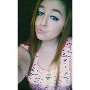 Meet your Posher, Alexus