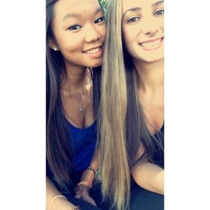 Meet your Posher, Raquel