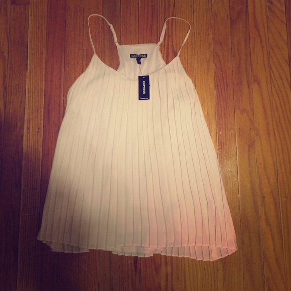 Express accordion tank