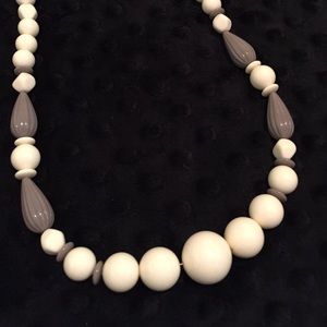 Vintage Avon Ivoryesque Patterns Necklace